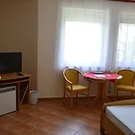 Hotel Harka 2*